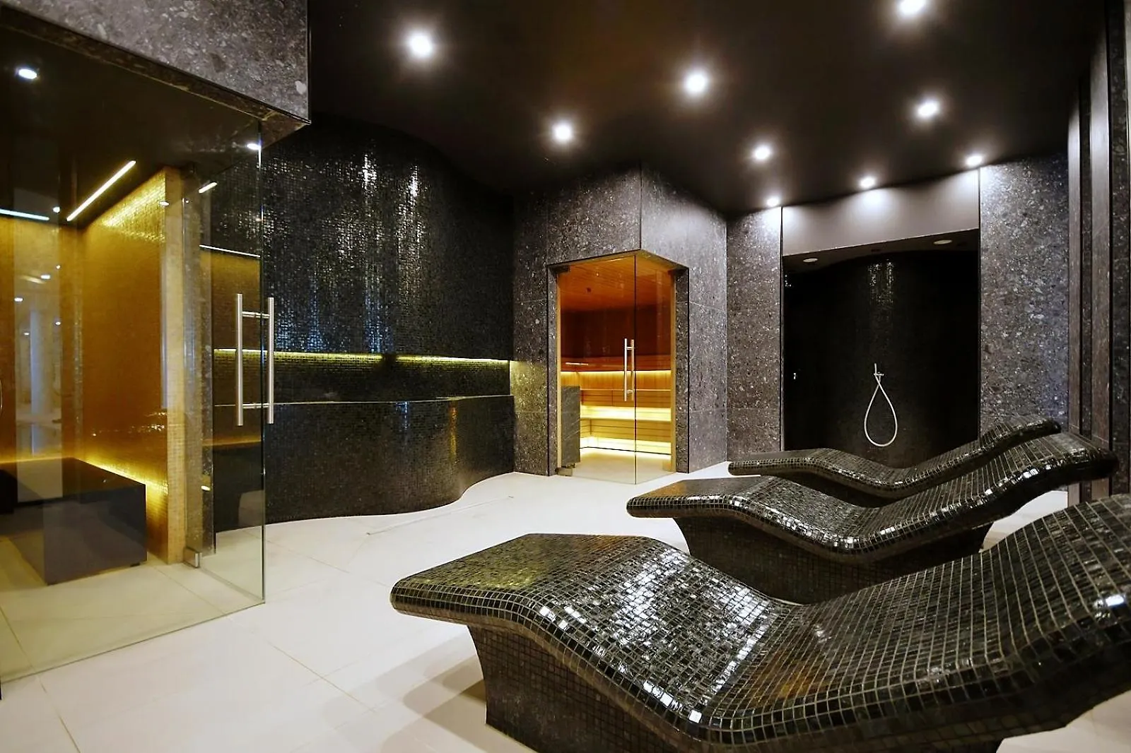 Apartament Lux I , Kolobrzeg Aqua Polanki , Baseny , Sauny , Silownia Poland